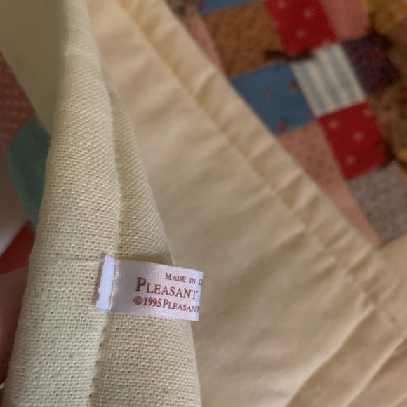 American Girl Kirsten Birthday Quilt Vintage NEW - Picture 4 of 6